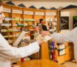 Pharmazeut: Jobprofil und Karrierechancen ( Foto: Adobe Stock - pix4U )