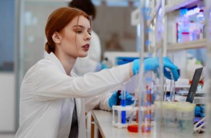 Pettenon Cosmetics revolutioniert die Produktentwicklung mit Centric (Foto: AdobeStock - nimito 427243318)