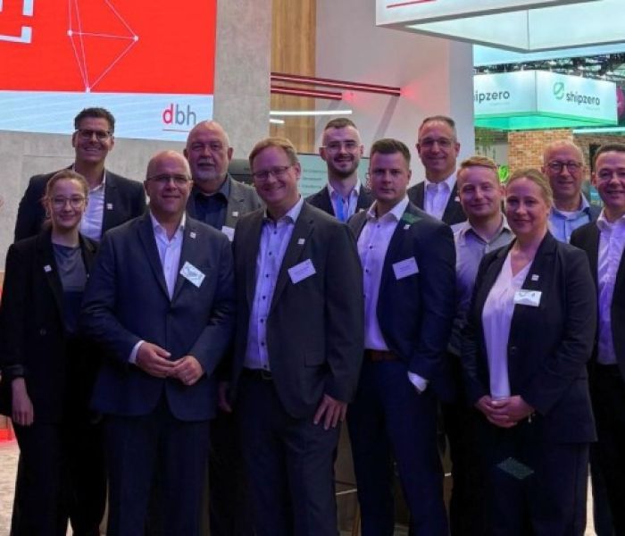 dbh-Messeteam auf der transport logistic 2025 (Foto: dbh Logistics IT AG)