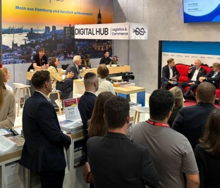 German Ports auf dem roten Sofa der DVZ auf der transport logistic (Foto: dbh Logistics IT AG)