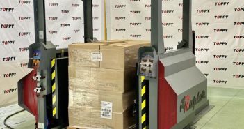 Toppy präsentiert RAPTOR: Stationärer Palettenwechsler revolutioniert Sicherheit und (Foto: Toppy srl)