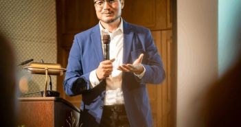 Graylin fordert breiten KI-Zugang statt privatem Wettrennen um (Foto: Thomas Ecke. DISQ)